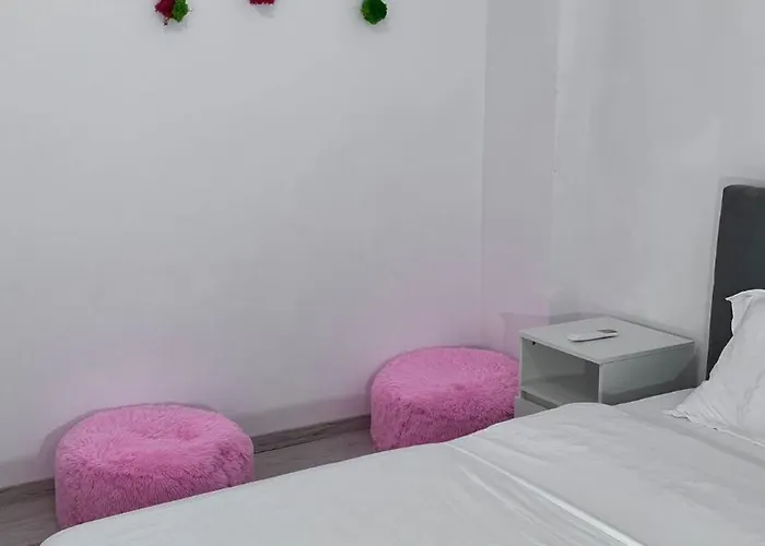 ホームステイ Summer Vibe - La Curte コンスタンツァ