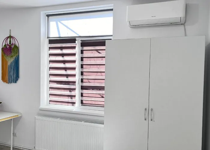 Summer Vibe - La Curte コンスタンツァ