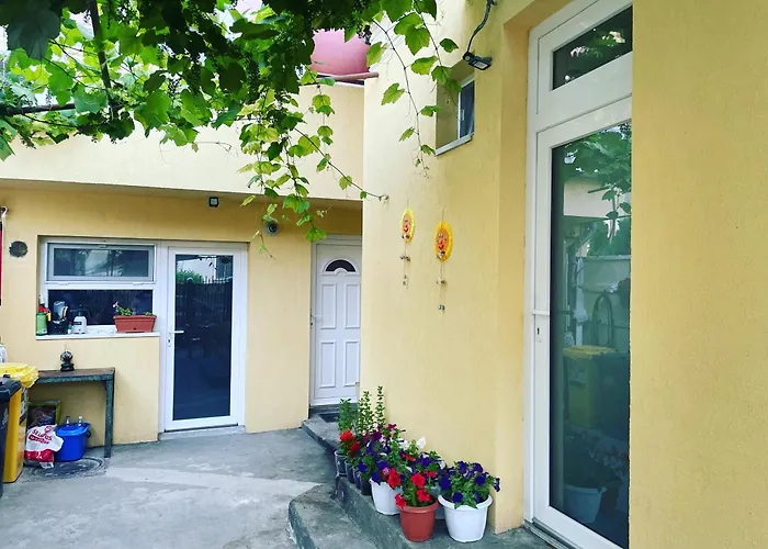 ホームステイ Summer Vibe - La Curte コンスタンツァ