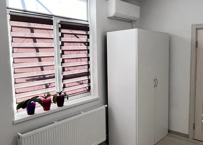 Summer Vibe - La Curte コンスタンツァ